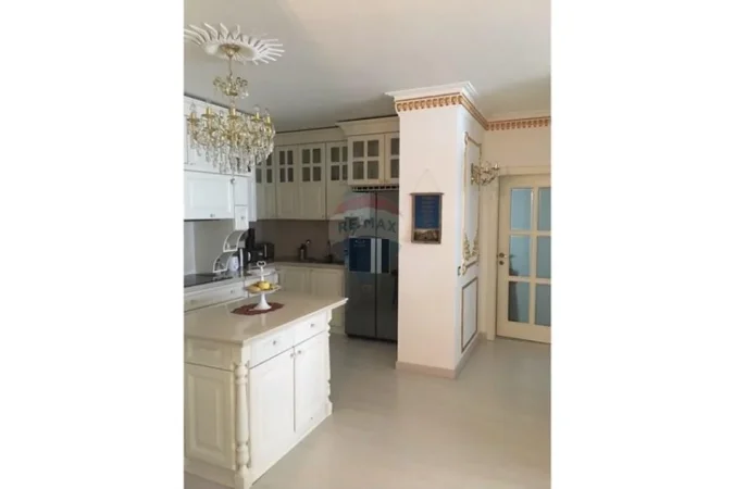 Tirane, shitet apartament 2+1 Kati 4, 125 m² 400.000 € (Kompleksi Kolombo, Tiranë (ID: 530221010-3351)