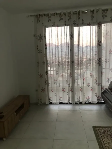 Tirane, shitet apartament 2+1 Kati 6, 104.000 € 