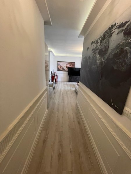 Tirane, shitet apartament 2+1 Kati 5, 107 m² 230.000 € (Rruga e Kavajes, Perballe Delijorgjit)