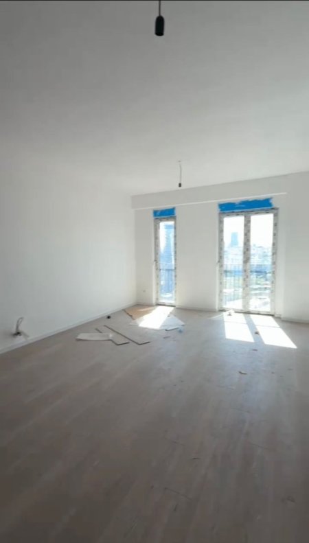Tirane, jepet me qera apartament 2+1 , 95 m² 470 € (Kompleksi Orbitali)