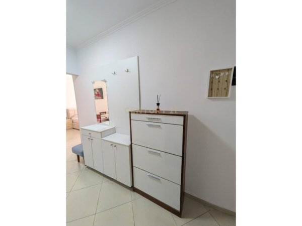 Tirane, jepet me qera garsonier 1+1 Kati 4, 40 m² 500 € (21 Dhjetori)