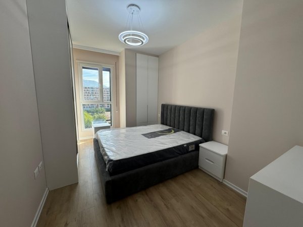 Tirane, jepet me qera apartament 1+1 Kati 6, 550 € 