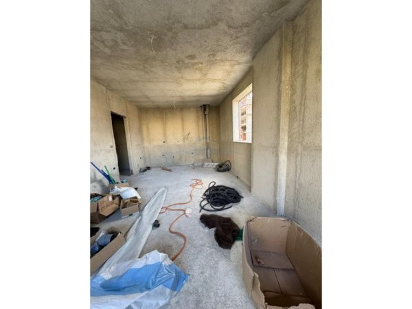 Tirane, shitet apartament 2+1 Kati 1, 99 m² 159.000 € 