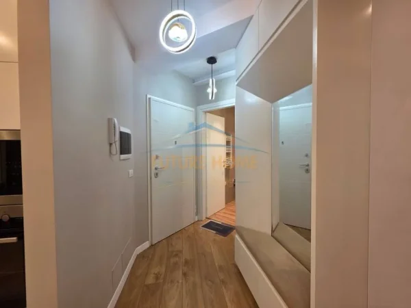 Tirane, jepet me qera apartament 2+1+Ballkon Kati 3, 96 m² 900 € (Rezidenca Alba, 21 dhjetori)