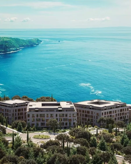 Dhermi - Palase, shitet garsonier 1+1 , (Morina Palace)