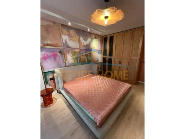 Tirane, jepet me qera apartament 1+1+Ballkon Kati 12, 76 m² 900 € (Bulevardi Gjergj Fishta)