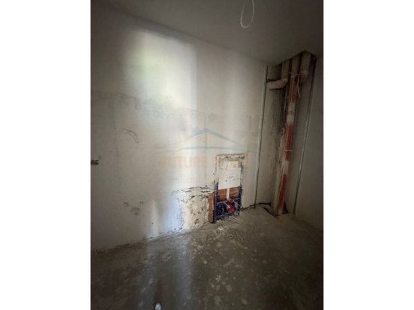 Tirane, shitet apartament 2+1 , 105 m² 170.000 € (Rruga e Kokonozeve, KinoBlock)