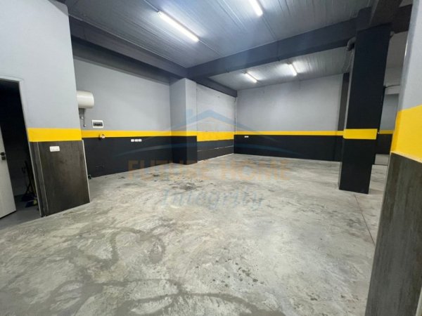Tirane, jap me qera ambjent biznesi Kati 0, 260 m² 1.800 € (LIQENI I THATE)