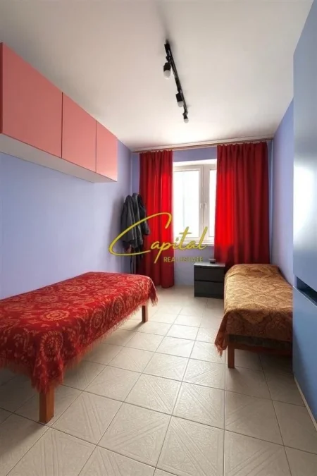 Tirane, shitet apartament 2+1 Kati 5, 78 m² 150.000 € (ISH TREGU ELEKTRIK)