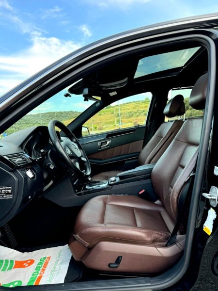 Tirane, shes makine Benz E Class Nafte, e zeze automatik Klima 218.000 km 9.700 €