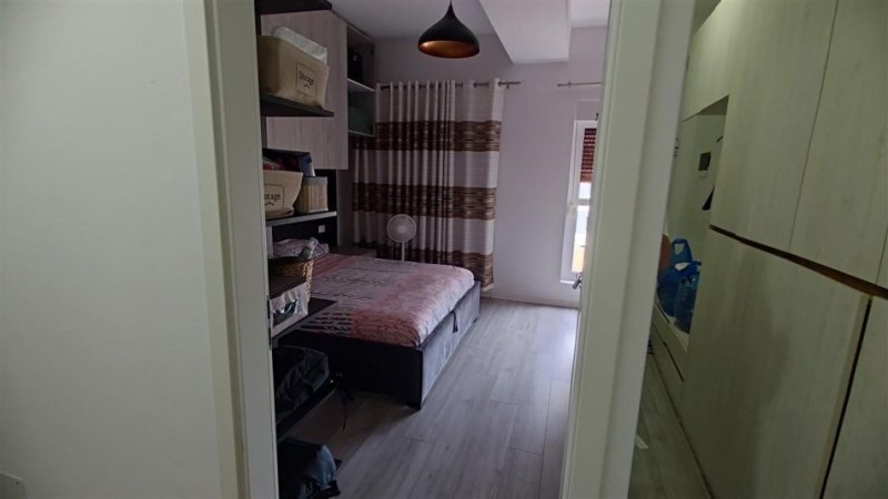Tirane, shitet apartament 2+1+Ballkon Kati 3, 99 m² 175.000 € (KOMPLEKSI MANGALEM)