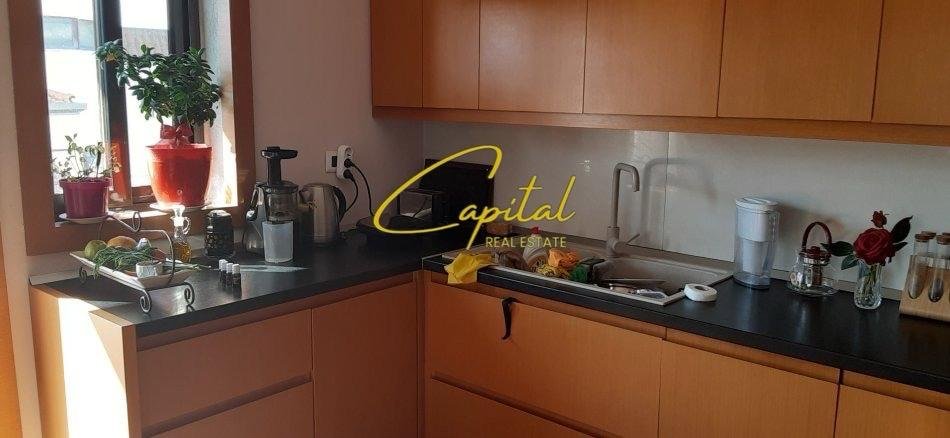 Tirane, jepet me qera apartament 2+1 Kati 2, 150 m² 600 € (FRESKU)