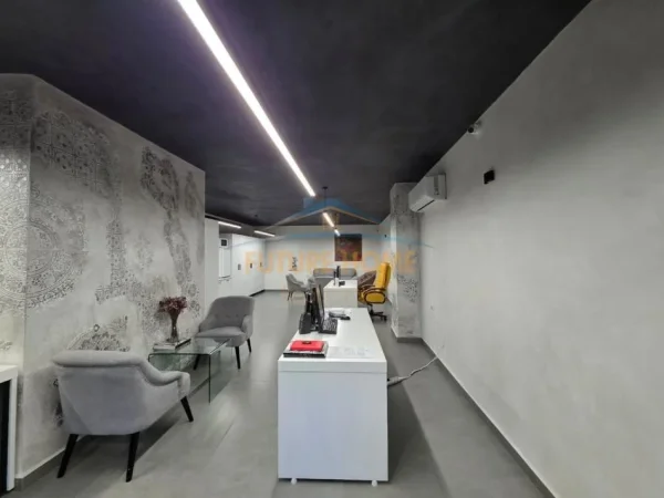 Tirane, shitet ambjent biznesi Kati -1, 57 m² 232.000 € (Ekspozita)