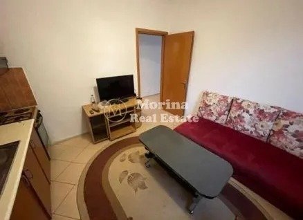 Tirane, jepet me qera shtepi 1+1 Kati 1, 55 m² 250 € (Rruga Fuat Toptani)