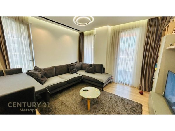 Tirane, shitet 1+1+Ballkon Kati 4, 73 m² 199.000 € (zogu zi)