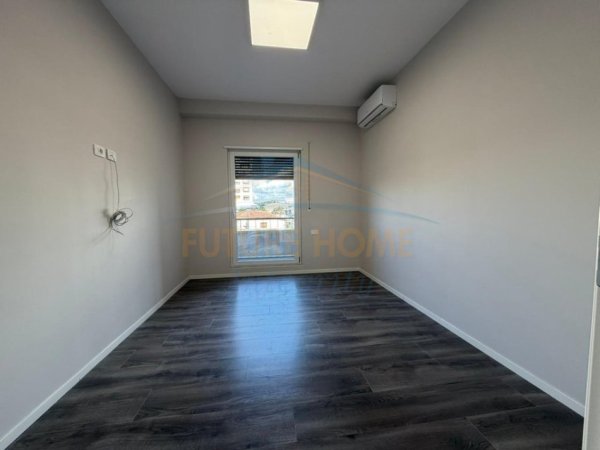 Shqiperi, shitet apartament 2+1 Kati 1, 86 m² 210.000 € 