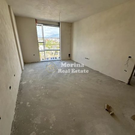 Tirane, shitet apartament 1+1 Kati 3, 62 m² 73.000 € (Rruga Lidhja e Prizrenit)