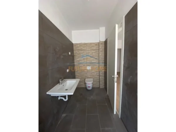 Tirane, shitet apartament 2+1 Kati 3, 110 m² 187.700 € 