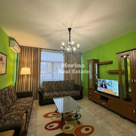 Tirane, jepet me qera apartament 1+1+Ballkon Kati 7, 71 m² 500 € (Rruga Ferit Xhajko)