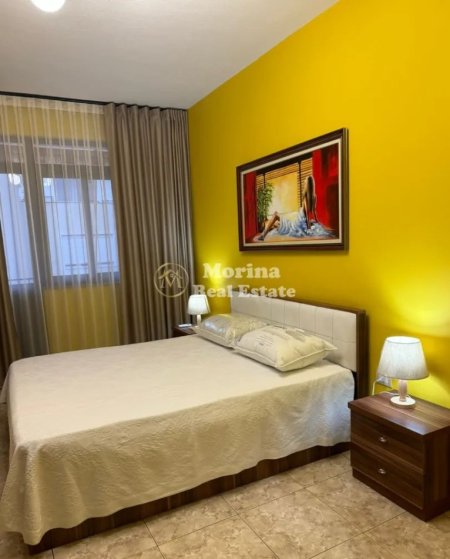 Tirane, jepet me qera apartament 1+1+Ballkon Kati 7, 71 m² 500 € (Rruga Ferit Xhajko)