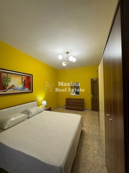Tirane, jepet me qera apartament 1+1+Ballkon Kati 7, 71 m² 500 € (Rruga Ferit Xhajko)