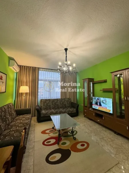 Tirane, jepet me qera apartament 1+1+Ballkon Kati 7, 71 m² 400 € (Ish Restorant Durresi)