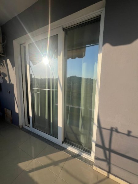 Tirane, jepet me qera apartament 2+1+Ballkon Kati 8, 120 m² 550 € (Astir)