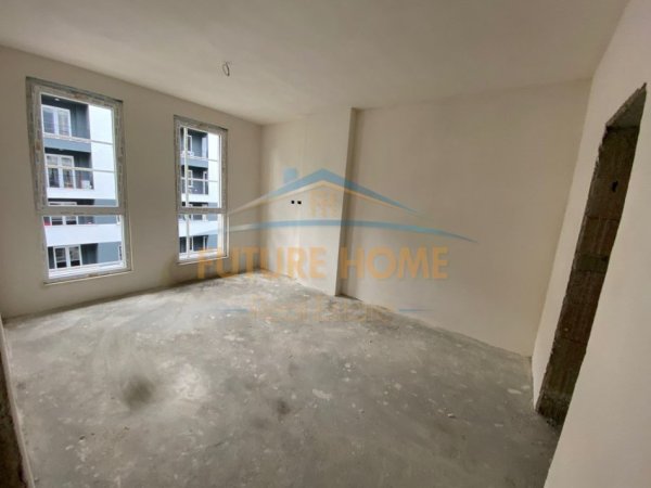 Tirane, shitet apartament 2+1+Ballkon Kati 6, 111 m² 120.000 € 