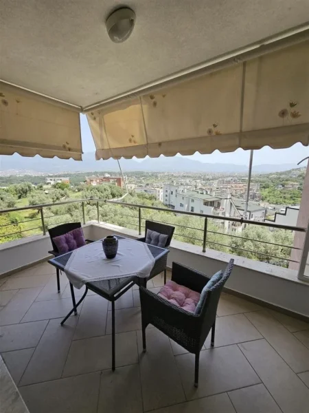 Tirane, jepet me qera apartament 2+1 Kati 2, 100 m² 650 € (Rruga Peti Liqeni i Thate)