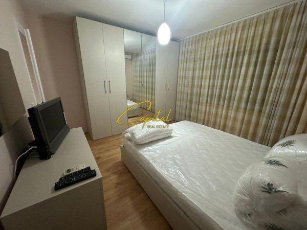 Tirane, jepet me qera apartament 2+1 Kati 2, 81 m² 650 € (ISH FUSHA AVIACIONIT)