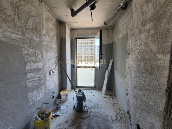 Tirane, shitet apartament 2+1+Ballkon Kati 2, 118 m² 188.800 € (Akses Tirana,Ish Dogana)