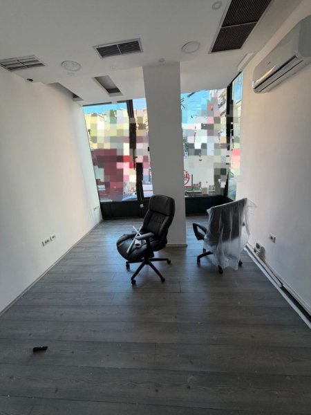 Tirane, jepet me qera zyre Kati 0, 150 m² 1.500 € (Vasil Shanto)