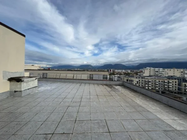Tirane, shitet apartament 2+1+Aneks+Ballkon Kati 9, 200 m² 180.000 € (PALLATET FRATAR)