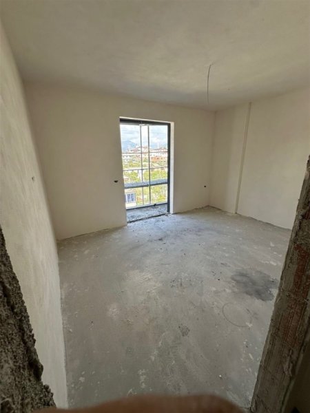 Tirane, shitet apartament 1+1 Kati 5, 62 m² 73.000 € (PASKUQAN)