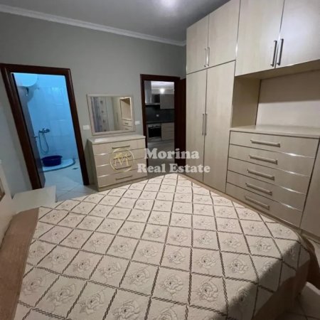 Tirane, jepet me qera apartament 2+1+Ballkon Kati 4, 100 m² 450 € (Rruga Hamdi Garunja)