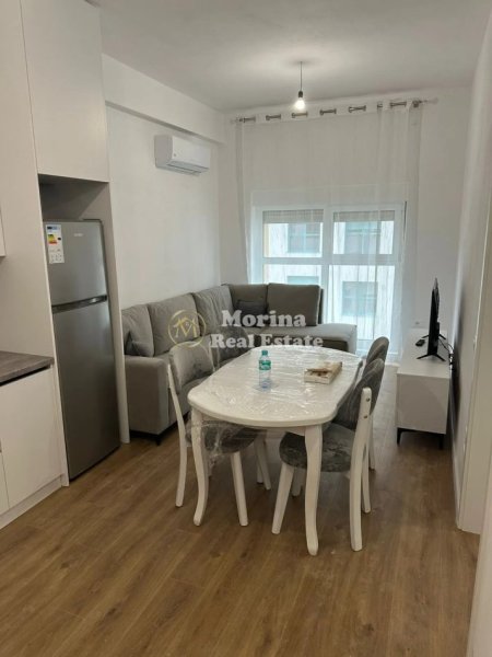 Tirane, jepet me qera apartament 1+1 Kati 8, 47 m² 450 € (Ali Demi)