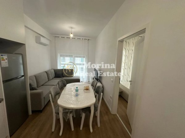 Tirane, jepet me qera apartament 1+1 Kati 8, 47 m² 450 € (Ali Demi)