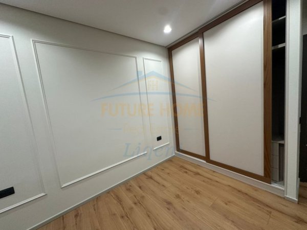 Tirane, jap me qera apartament 2+1+Ballkon Kati 2, 91 m² 1.700 € (TEG)