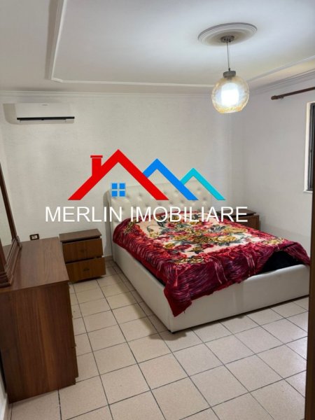 Tirane, jepet me qera shtepi 2+1+Ballkon , 140 m² 620 € (RRUGA KASEM SHIMA,CASA ITALIA)