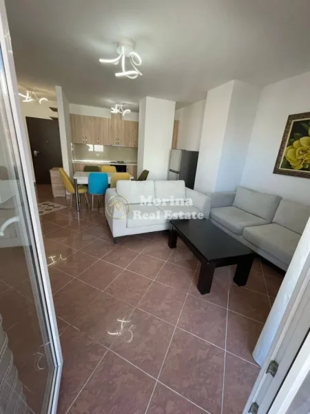 Tirane, shitet apartament 2+1+Ballkon Kati 6, 122 m² 189.000 € (Kompleksi Colombo)