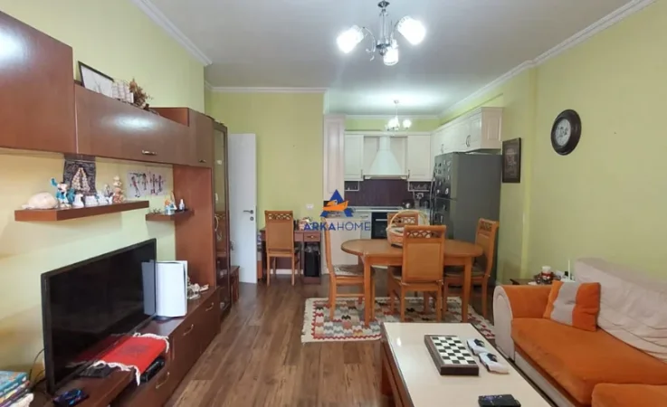 Tirane, shitet 2+1 Kati 3, 79 m² 140.000 € 
