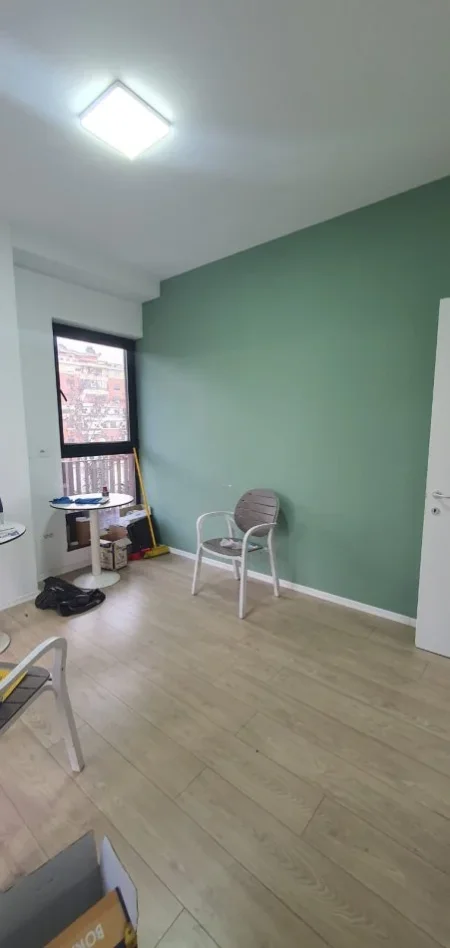 Tirane, jepet me qera zyre Kati 4, 125 m² 850 € (Tirana Garden Building)