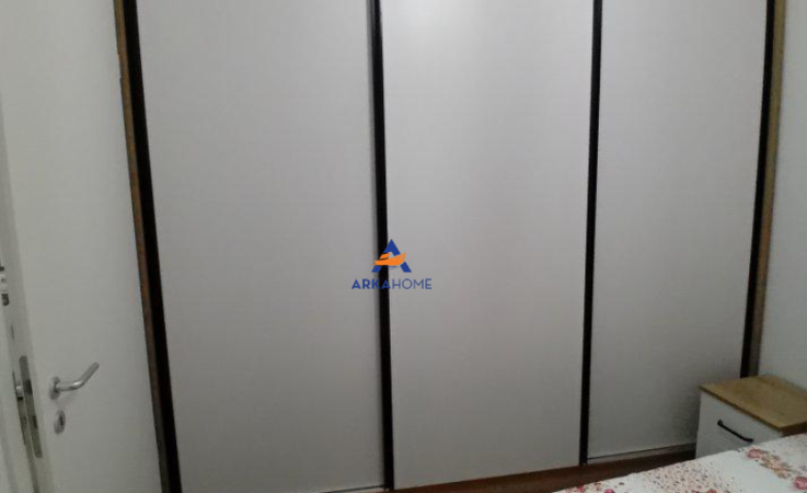 Tirane, jepet me qera apartament 1+1+Ballkon , 60 m² 450 € 