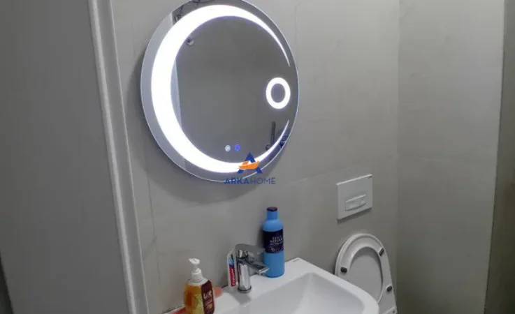 Tirane, jepet me qera apartament 1+1+Ballkon , 60 m² 450 € 