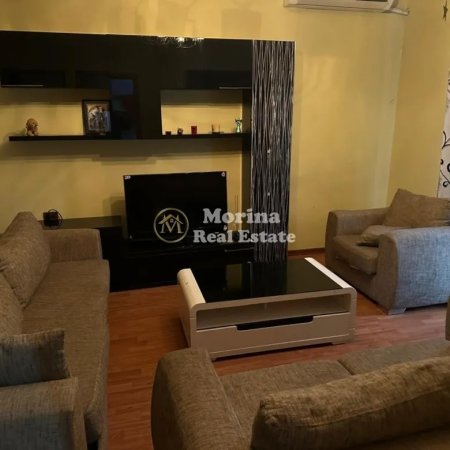 Tirane, jepet me qera shtepi 3+1 Kati 2, 140 m² 800 € (Bulevardi i Ri)