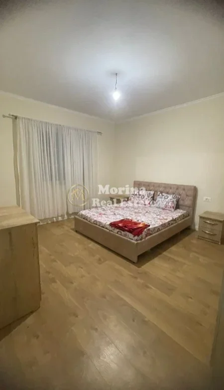 Tirane, jepet me qera Vile 2+1 Kati 1, 120 m² 1.000 € (Baldushk)