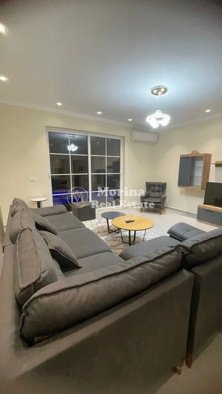 Tirane, jepet me qera Vile 2+1 Kati 1, 120 m² 1.000 € (Baldushk)