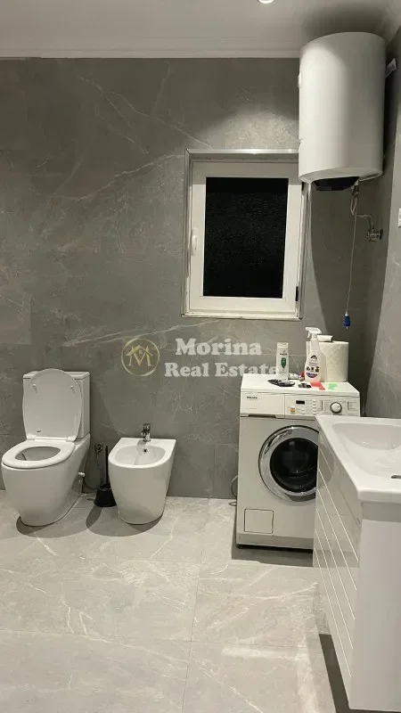 Tirane, jepet me qera Vile 2+1 Kati 1, 120 m² 1.000 € (Baldushk)
