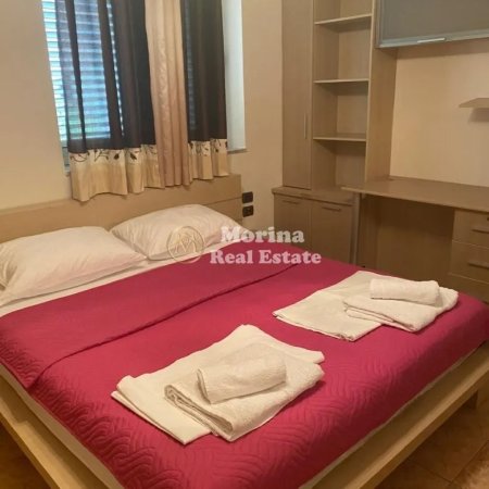 Tirane, jepet me qera apartament 3+1 Kati 2, 120 m² 1.000 € (Rruga e Elbasanit)