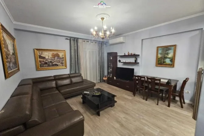 Tirane, jepet me qera apartament 2+1 Kati 2, 115 m² 600 € (xhanfize keko)